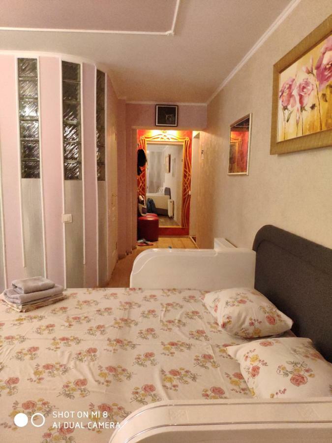 Apartments Domovik Latorichnaya,3 Mukačevo Esterno foto