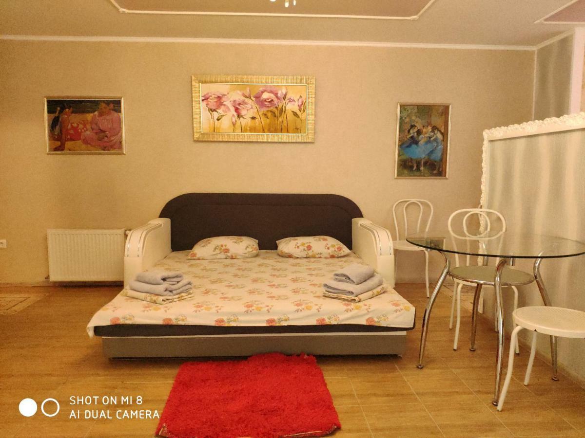 Apartments Domovik Latorichnaya,3 Mukačevo Esterno foto